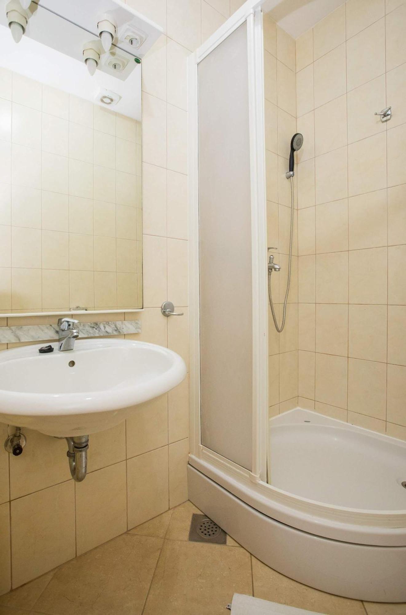 Apartment Vidak Molunat