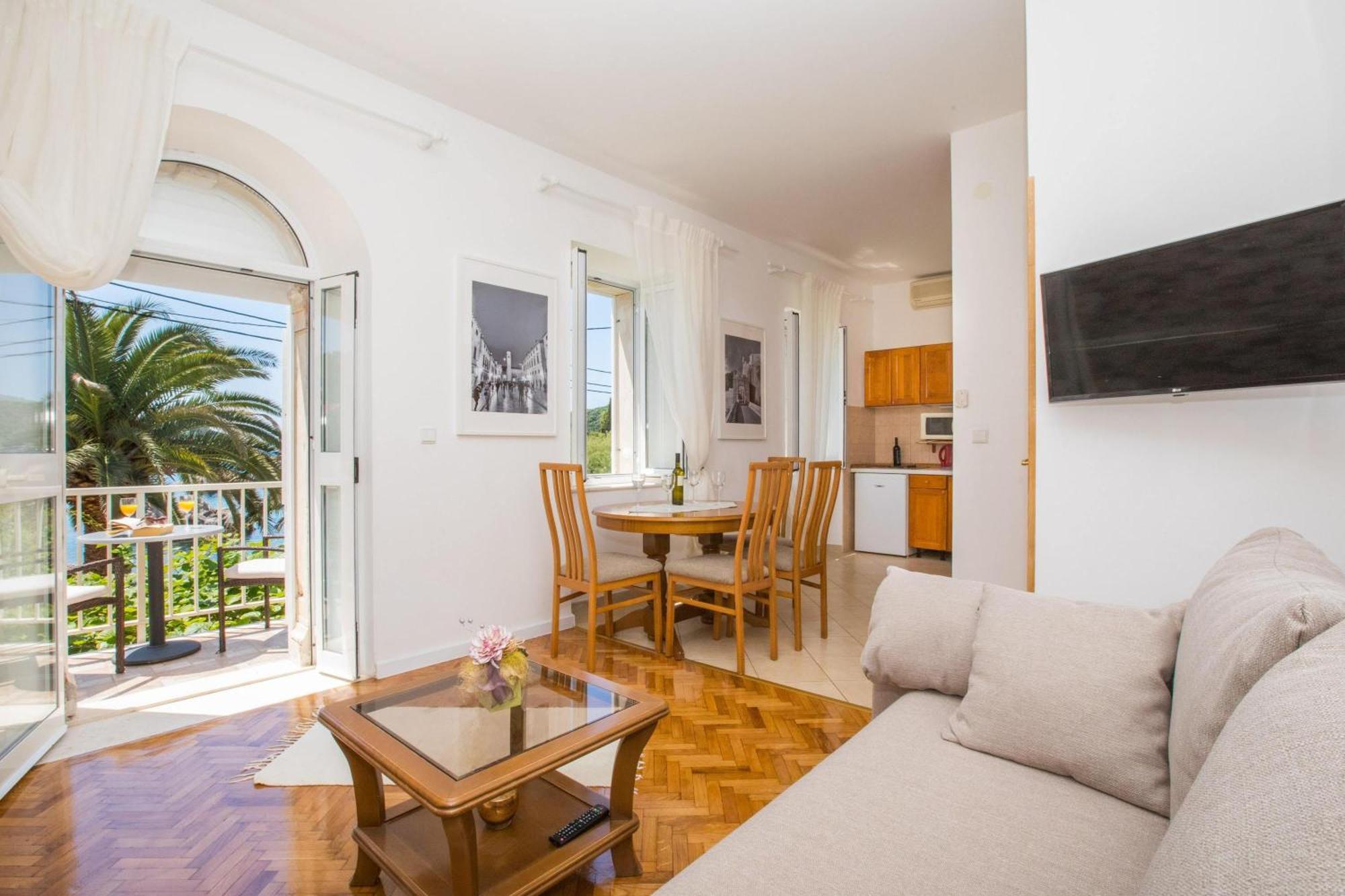 Apartment Vidak Molunat
